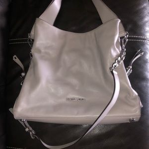 Michael Kors Devon pearl gray shoulder bag
